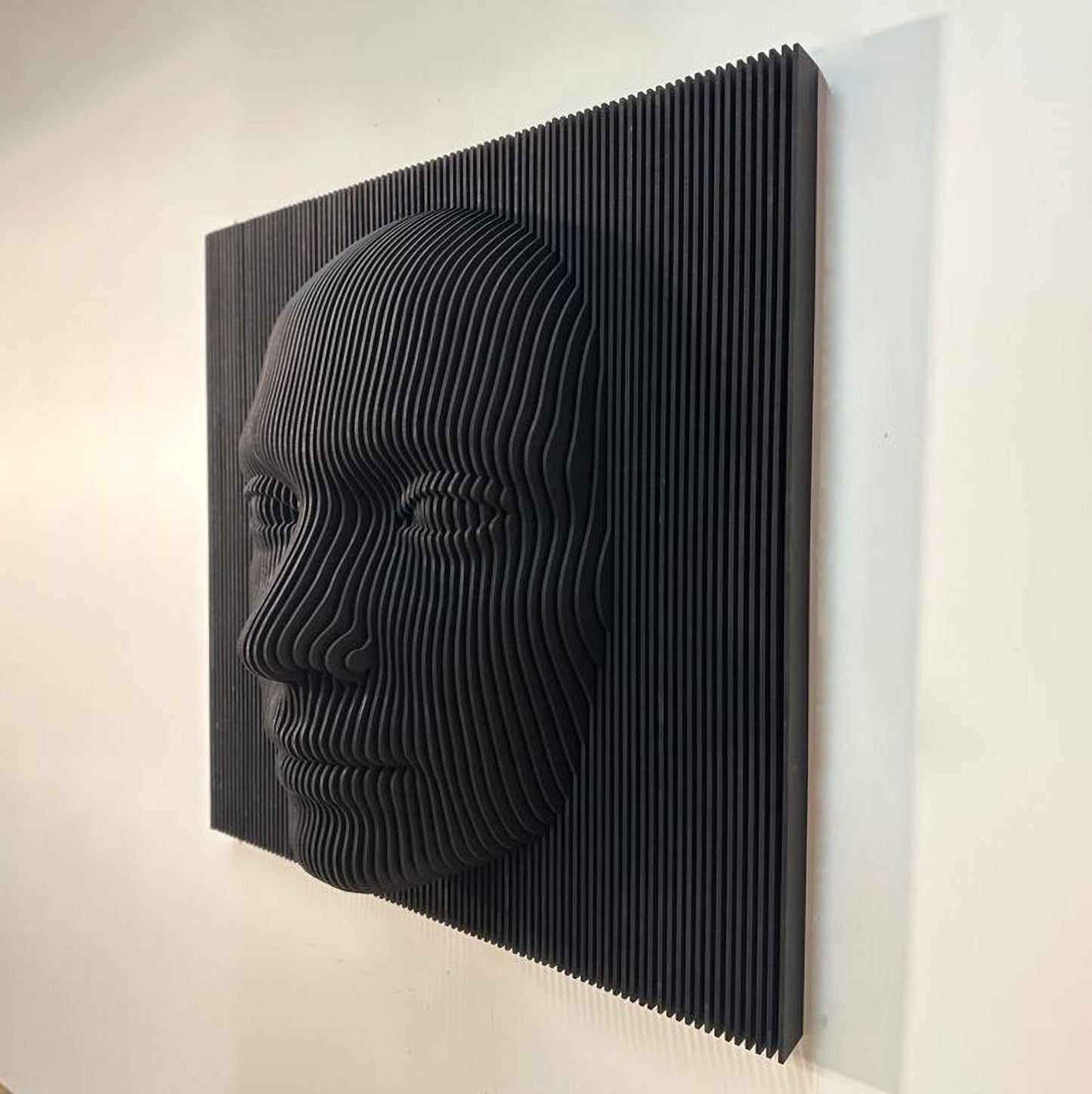 Face_Parametric_3d_Black