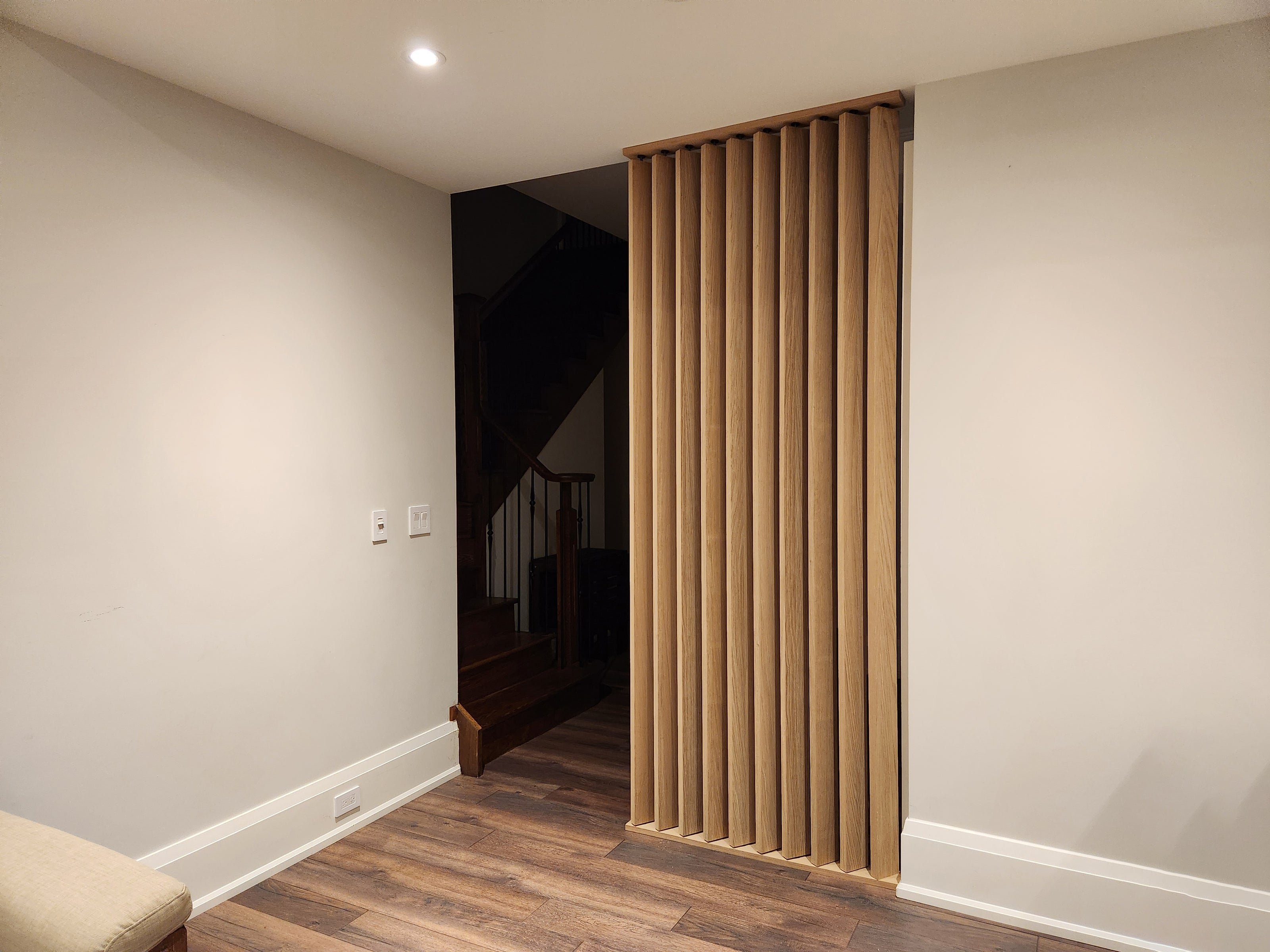 Rotating wood slats